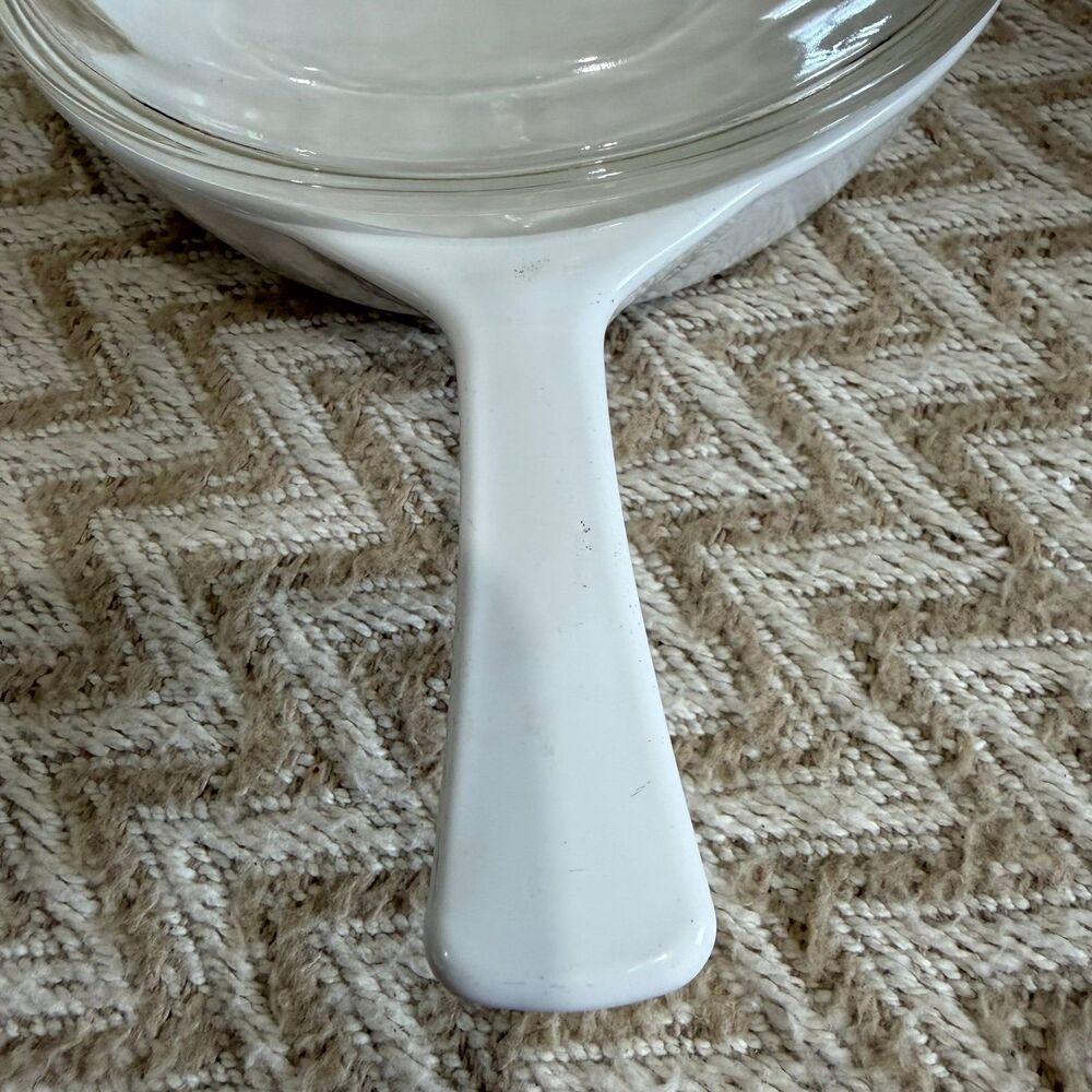 Vintage Corning Ware 6.5" Menuette Handled Skillet Cornflower Blue with Lid - Picture 4 of 12